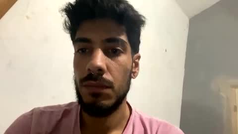 Snapshot of themarttinguyyy chatting on 10-28-25, 01:20 themarttinguyyy online show from 10-28-25, 01:20