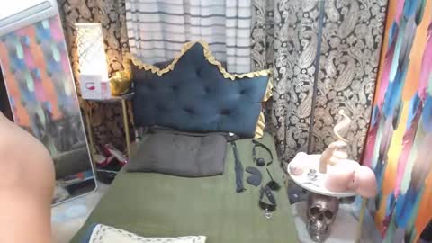 Anne online show from 02-08-25, 07:26