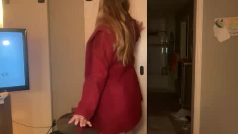 Ava online show from 12-15-25, 09:35