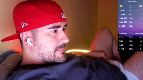 Snapshot of theoravi chatting on 11-11-25, 04:01 Theo Ravi online show from 11-11-25, 04:01