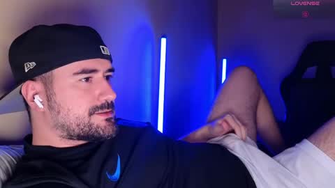 Theo Ravi online show from 03-23-26, 03:43