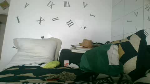 Snapshot of theoutfitter chatting on 09-28-25, 11:21 MISTERPOWERS online show from 09-28-25, 11:21