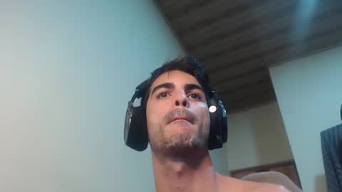 Santiago Enrique online show from 02-09-25, 04:46