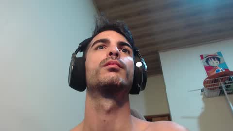 Santiago Enrique online show from 02-28-25, 05:26