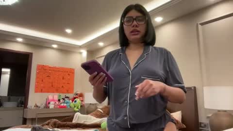 Snapshot of therealcamilabaddie chatting on 10-07-25, 03:04 therealcamilabaddie online show from 10-07-25, 03:04