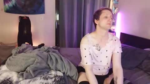 Snapshot of theredwolf13 chatting on 02-22-26, 08:13 Basil Kitten online show from 02-22-26, 08:13