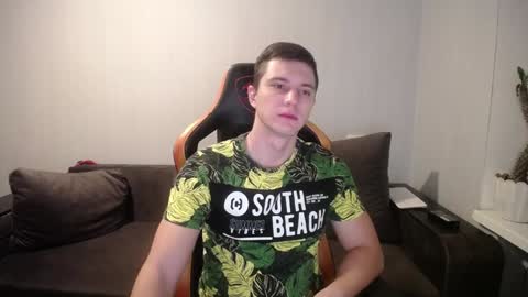 Snapshot of theroadtomars chatting on 12-15-24, 07:31 Nick   online show from 12-15-24, 07:31