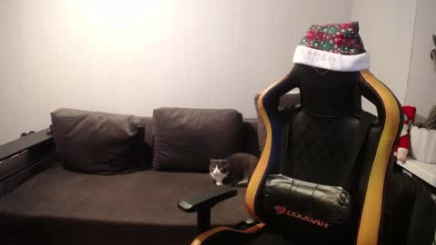 Snapshot of theroadtomars chatting on 12-27-24, 03:59 Nick   online show from 12-27-24, 03:59