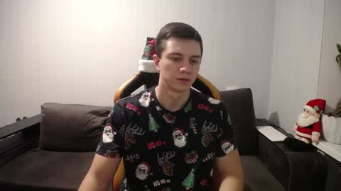 Snapshot of theroadtomars chatting on 12-31-24, 12:21 Nick   online show from 12-31-24, 12:21