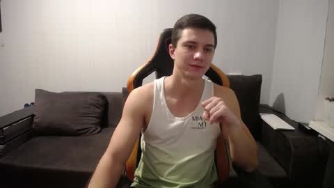 Snapshot of theroadtomars chatting on 01-06-25, 11:42 Nick   online show from 01-06-25, 11:42