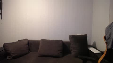 Snapshot of theroadtomars chatting on 01-09-25, 03:26 Nick   online show from 01-09-25, 03:26