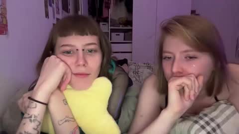 Snapshot of thesearchofgod chatting on 12-10-24, 11:51 LISA                                            online show from 12-10-24, 11:51