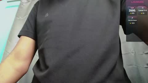 Snapshot of thesexland chatting on 03-10-25, 06:27 Daniel online show from 03-10-25, 06:27