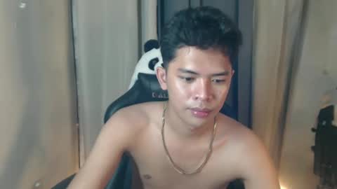 Snapshot of thesexualizer chatting on 01-20-25, 01:42 jae online show from 01-20-25, 01:42