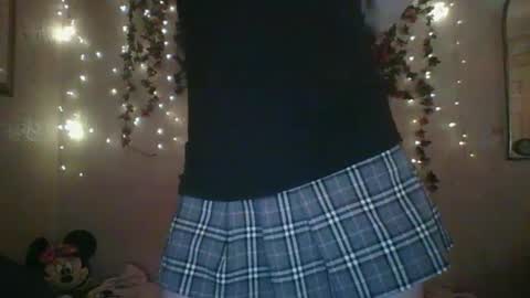 sillymillie0 online show from 12-20-24, 03:36