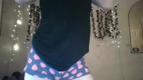 sillymillie0 online show from 07-09-26, 09:41