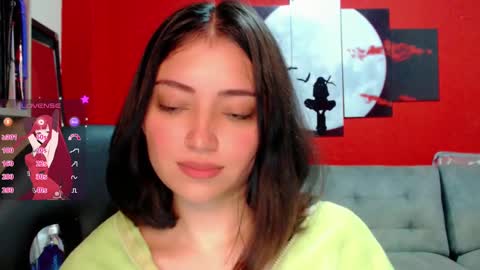 Snapshot of thesweethari chatting on 03-01-25, 01:32 I dont do real meetings My bio online show from 03-01-25, 01:32