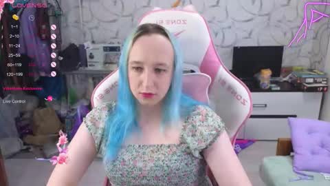 The Great And Powerful Trixie online show from 10-09-25, 09:18