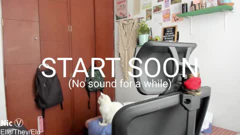 Nicole online show from 09-18-25, 12:07