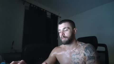 Snapshot of theufcfan_8181 chatting on 11-01-25, 09:00 troy online show from 11-01-25, 09:00