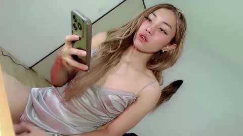 stella online show from 02-11-25, 06:51