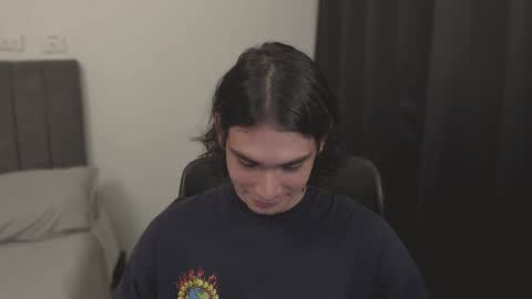 Snapshot of thiaan__ chatting on 12-04-24, 02:42 thiaan__ online show from 12-04-24, 02:42