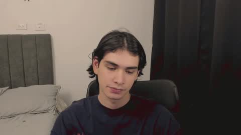 Snapshot of thiaan__ chatting on 12-26-24, 11:46 thiaan__ online show from 12-26-24, 11:46