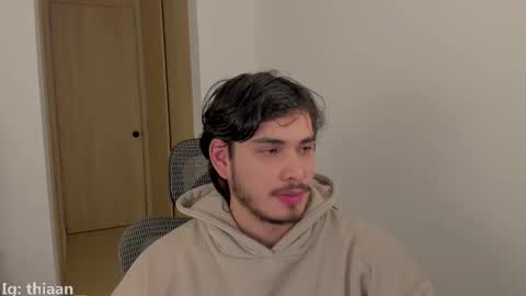 Snapshot of thiaan__ chatting on 09-16-25, 01:28 thiaan__ online show from 09-16-25, 01:28