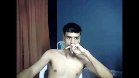 Snapshot of thiago22bk chatting on 11-25-25, 03:28 thiago22bk online show from 11-25-25, 03:28