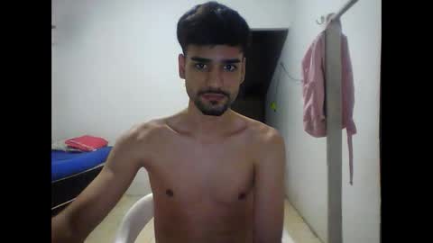 Snapshot of thiago22bk chatting on 11-28-25, 01:52 thiago22bk online show from 11-28-25, 01:52