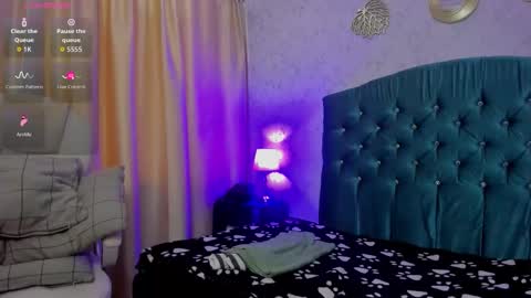 Snapshot of thiago_carlo chatting on 10-18-25, 12:06 thiago online show from 10-18-25, 12:06