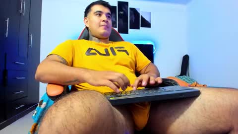 Snapshot of thiago_cp01 chatting on 02-26-26, 04:33 Thiago online show from 02-26-26, 04:33