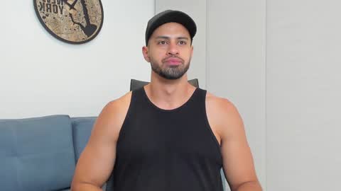 thiago_driussi online show from 01-11-25, 04:06