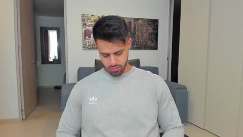 thiago_driussi online show from 01-21-25, 04:32