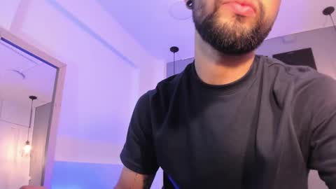 Snapshot of thiago_nowak2 chatting on 12-03-24, 04:03 Thiago online show from 12-03-24, 04:03