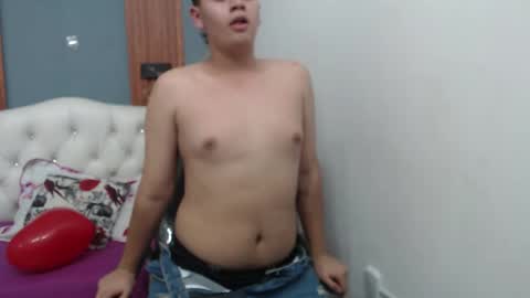 thiago_saenzz online show from 02-18-26, 06:37