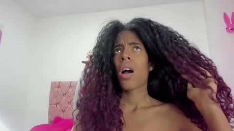 Snapshot of thianahornyy chatting on 02-14-26, 03:31 thianahornyy online show from 02-14-26, 03:31