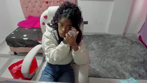 Snapshot of thianahornyy chatting on 02-17-26, 12:45 thianahornyy online show from 02-17-26, 12:45