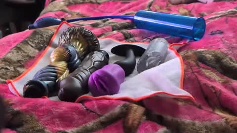 thiccbiggwett online show from 11-18-25, 06:56