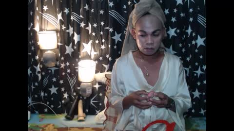 gil online show from 12-19-24, 10:13