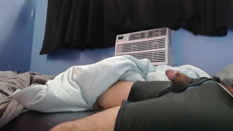 thick_n_horny online show from 12-04-24, 09:07