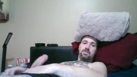 Snapshot of thickdickbadboy chatting on 12-23-25, 07:06 thickdickbadboy online show from 12-23-25, 07:06