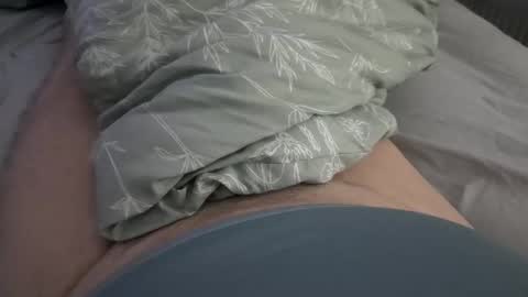 thicksingarters online show from 12-17-25, 07:47