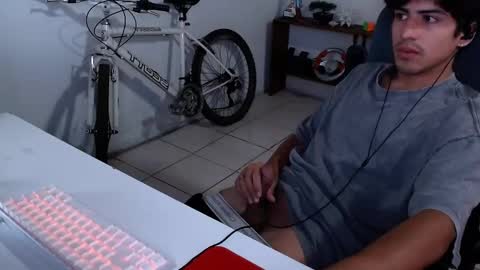 thieves_us online show from 11-04-25, 07:13