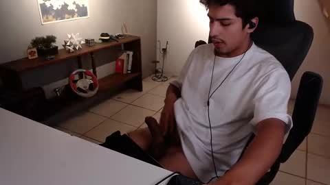 Snapshot of thieves_us chatting on 02-04-26, 05:41 thieves_us online show from 02-04-26, 05:41