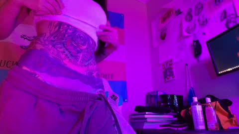 snacks online show from 01-13-25, 08:58