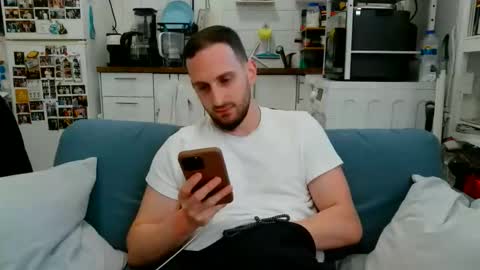 Snapshot of thinboy2 chatting on 05-23-26, 03:16 Thinboy2 online show from 05-23-26, 03:16