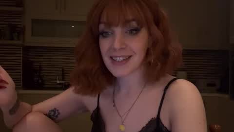 Snapshot of thirstypickle chatting on 02-05-26, 08:13 Sarra Rhies online show from 02-05-26, 08:13