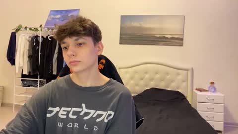 Thomas Hill online show from 10-04-25, 09:02