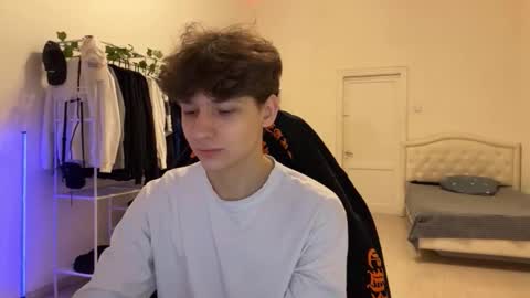 Thomas Hill online show from 11-17-25, 03:40